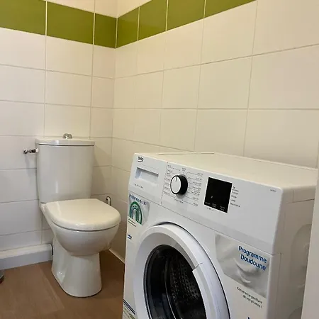 Studio De - Lit Queen Size - Wifi Appartement Angoulême